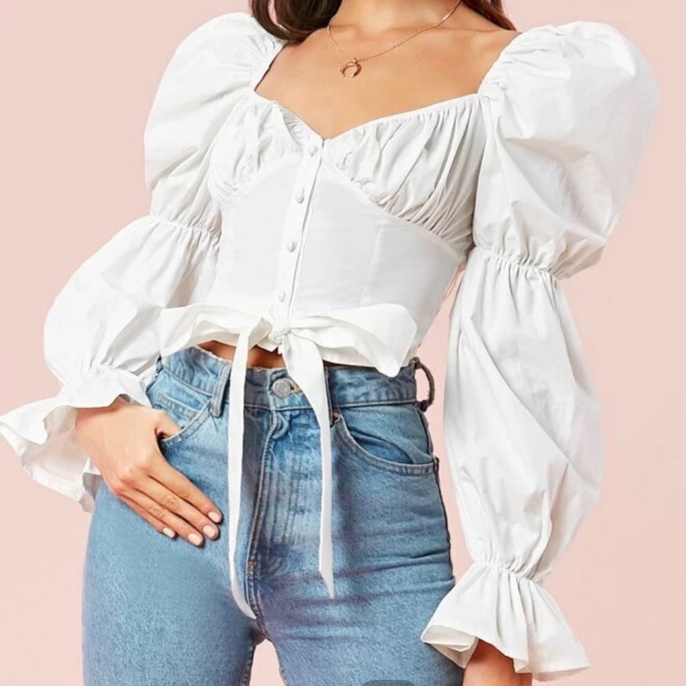 WHITE BLOUSE